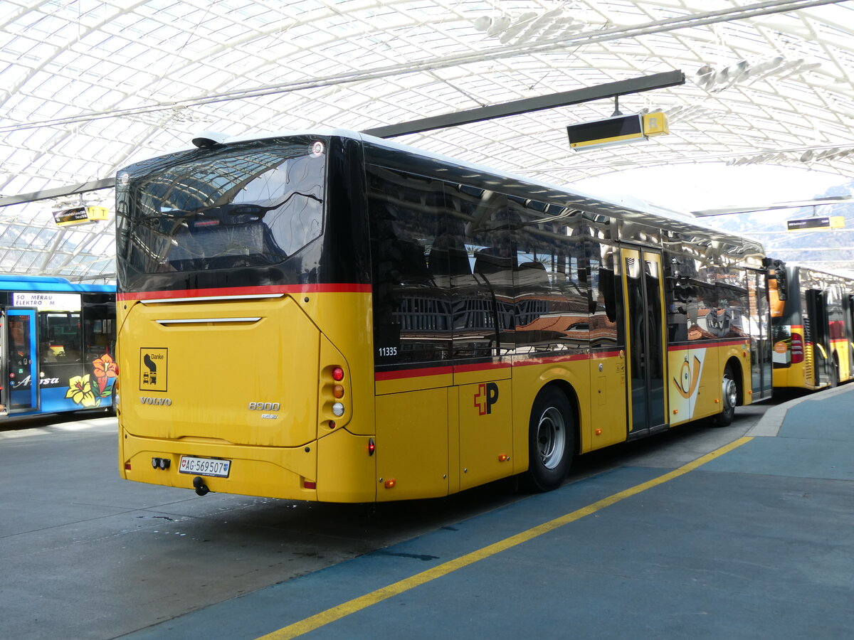 (272'430) - PostAuto Nordschweiz - AG 569'507/PID 11'537 - Volvo (ex Brem, W�lflinswil) am 22. Februar 2025 in Chur, Postautostation