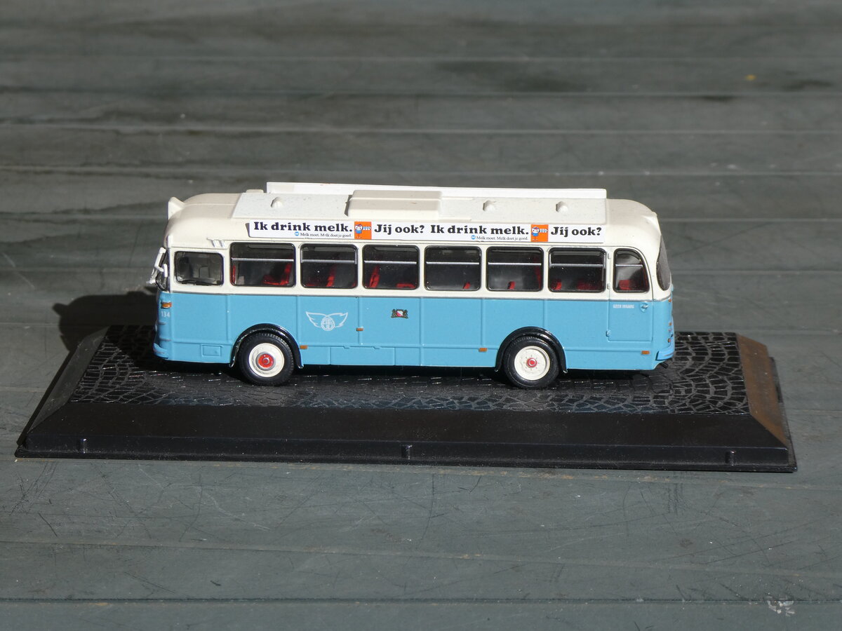 (273'742) - GEVU Utrecht - Nr. 134/PB-40-19 - Holland Coach am 6. April 2025 in Zuidhorn (Modell)