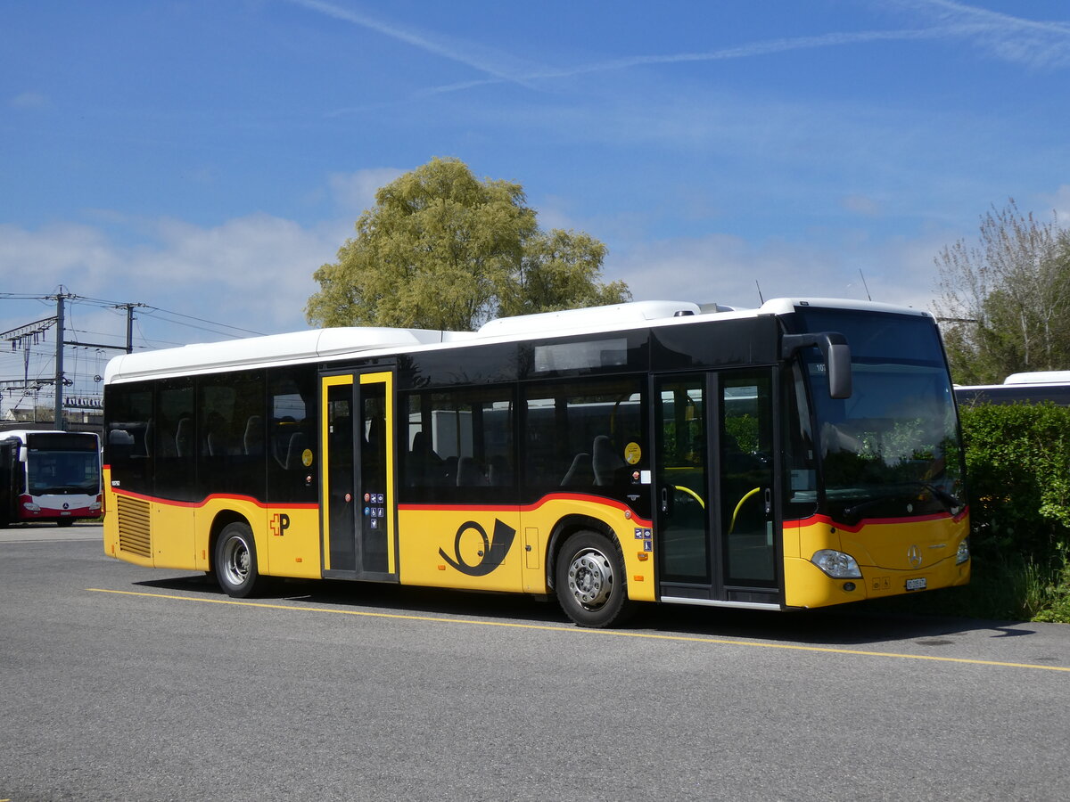 (274'235) - CarPostal Ouest - VD 205'674/PID 10'792 - Mercedes am 26. April 2025 in Yverdon, Garage