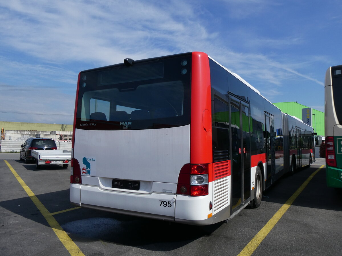 (274'319) - VBZ Z�rich - Nr. 795 - MAN (ex St. Gallerbus, St. Gallen Nr. 286) am 27. April 2025 in Kerzers, Interbus