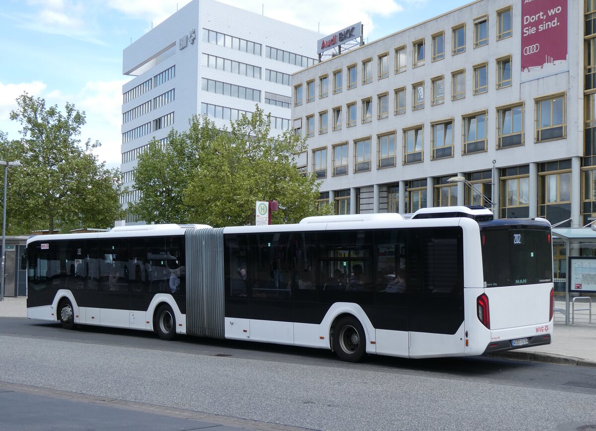 (274'990) - WVG Wolfsburg - Nr. 184/WOB-VG 84 - MAN am 7. Mai 2025 beim Hauptbahnhof Wolfsburg