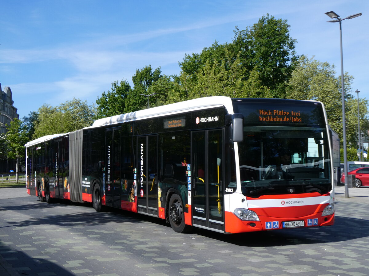 (275'279) - HHA Hamburg - Nr. 4903/HH-XB 4903 - Mercedes am 9. Mai 2025 beim Hauptbahnhof Hamburg