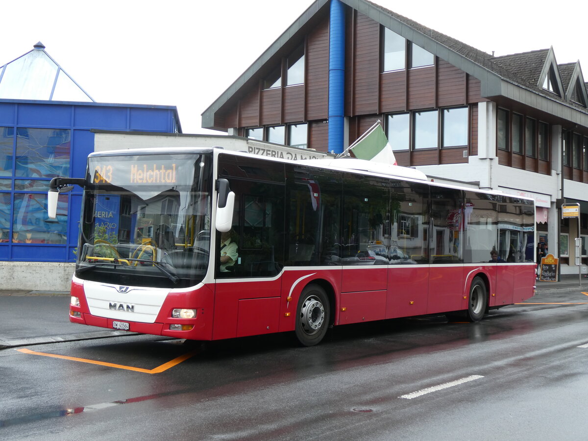 (275'745) - PostAuto Zentralschweiz - Nr. 564/OW 41'564/PID 12'449 - MAN (ex Dr. Richard, A-Wien Nr. 1427) am 23. Mai 2025 beim Bahnhof Sarnen
