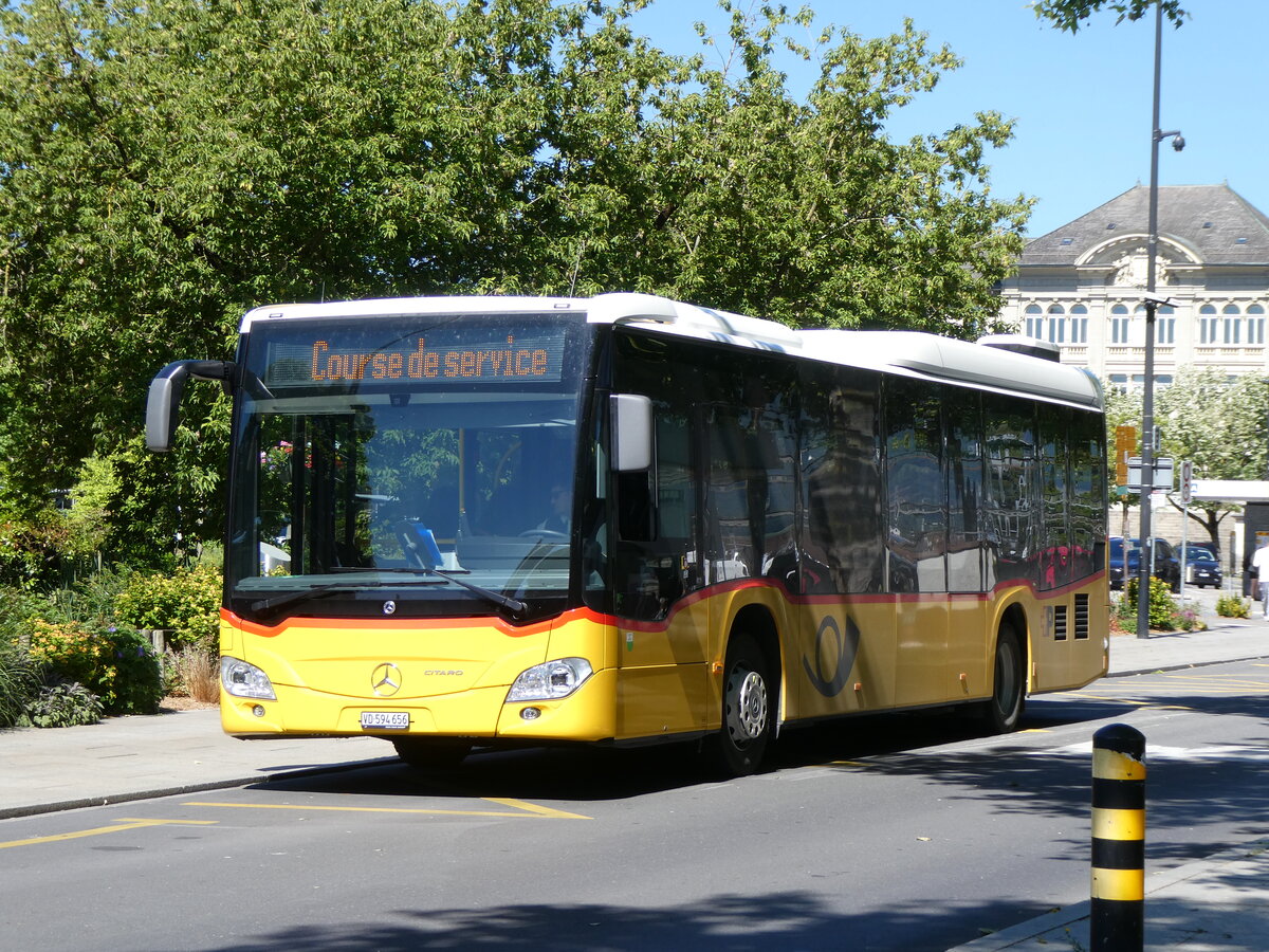 (275'991) - CarPostal Ouest - VD 594'656/PID 11'944 - Mercedes am 30. Mai 2025 beim Bahnhof Yverdon