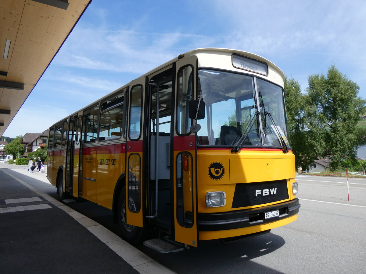 (276'183) - Birchler, Remetschwil - AG 54'039 - FBW/T�scher (ex Gerber, Winkel; ex Eggenberger, M�riken; ex Tanner, Bubendorf; ex P 24'803) am 1. Juni 2025 beim Bahnhof Biglen