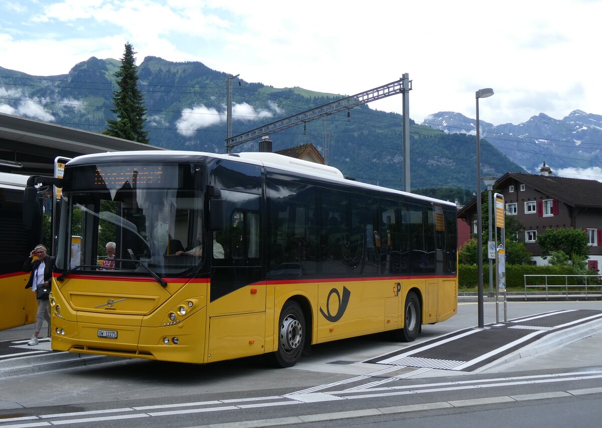 (276'457) - PostAuto Zentralschweiz - Nr. 508/OW 12'275/PID 10'536 - Volvo (ex Nr. 12; ex Dillier, Sarnen Nr. 12) am 7. Juni 2025 beim Bahnhof Sarnen