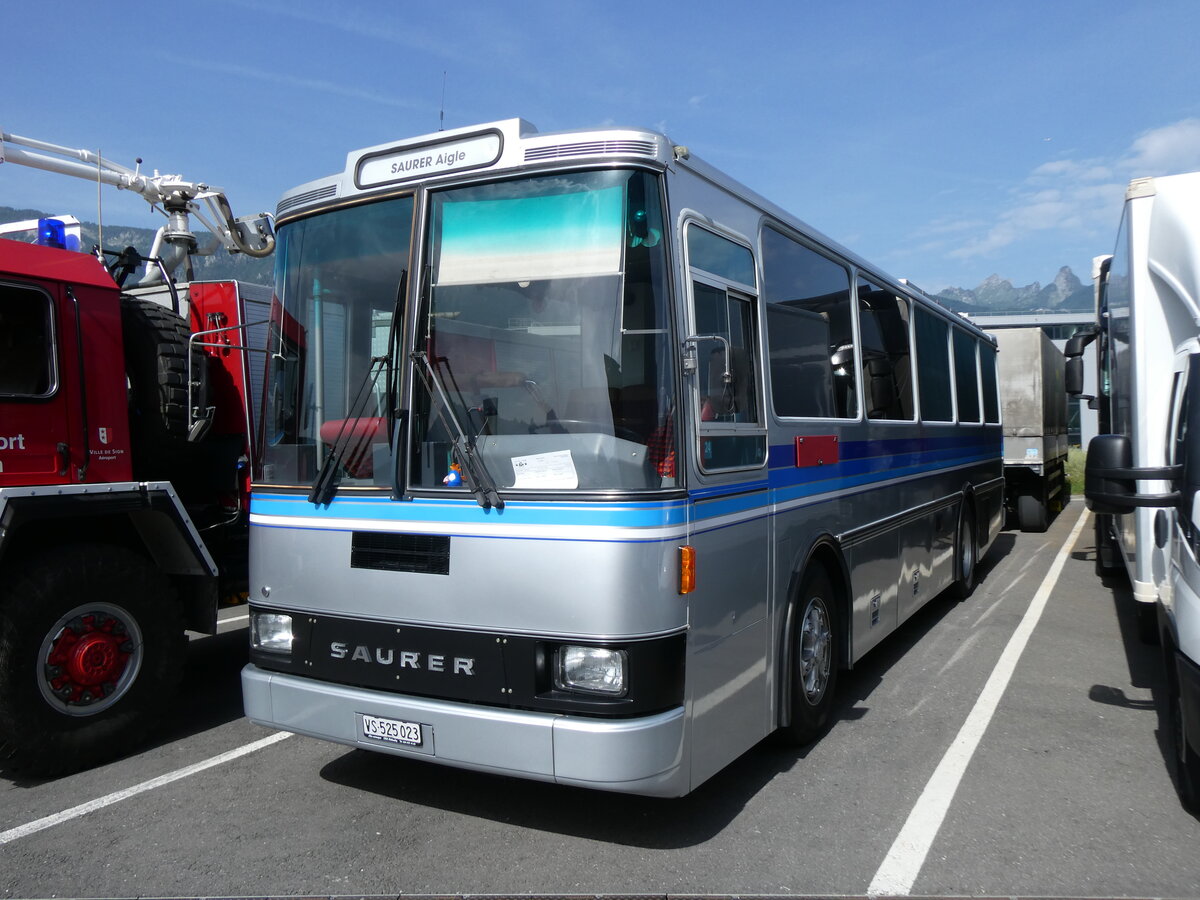 (276'604) - Pralong, Euseigne - VS 525'023 - Saurer/Lauber (ex Osterholt, Veysonnaz; ex SAPJV, L'Isle Nr. 70/PID 1302) am 14. Juni 2025 in Aigle, Kolly SA