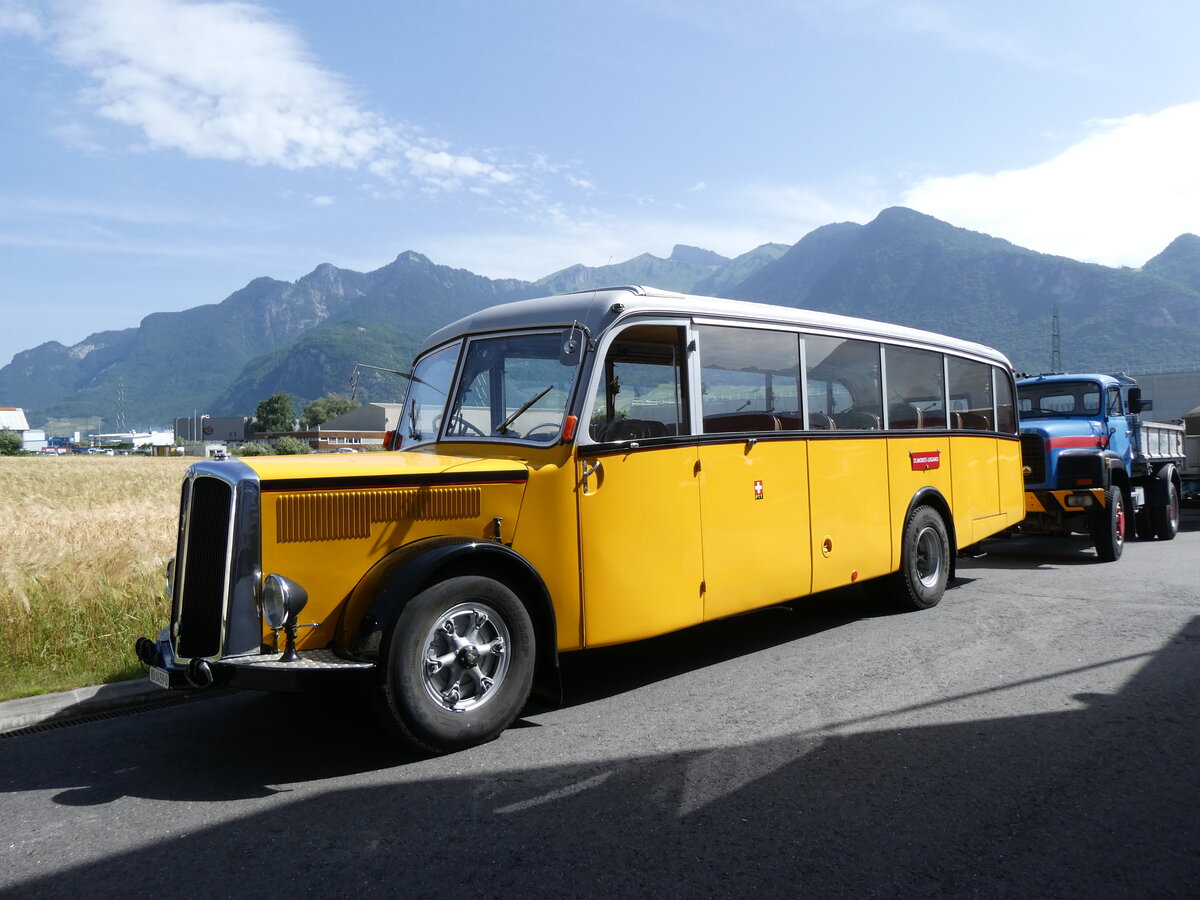 (276'660) - Riviera Carburant Lavage, St-L�gier - VD 1459 U - Saurer/Saurer (ex Nestl�; ex AVG Grindelwald; ex P 23'106; ex P 2160) am 14. Juni 2025 in Aigle, Kolly SA