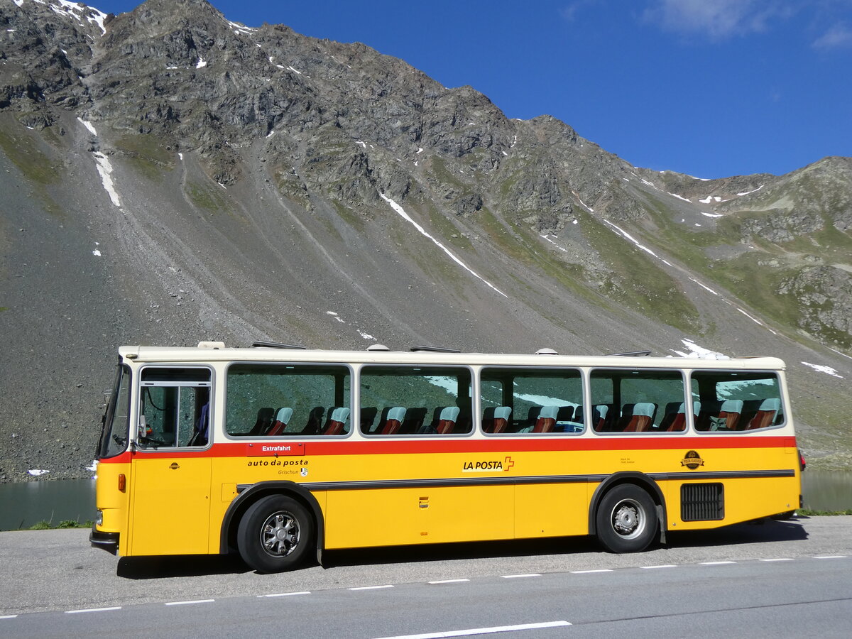 (276'999) - Gaudenz, Andeer - GR 1866 - Saurer/R&J (ex Mark, Andeer PID 2824; ex PostAuto Graub�nden; ex P 24'350) am 19. Juni 2025 auf dem Fl�elapass