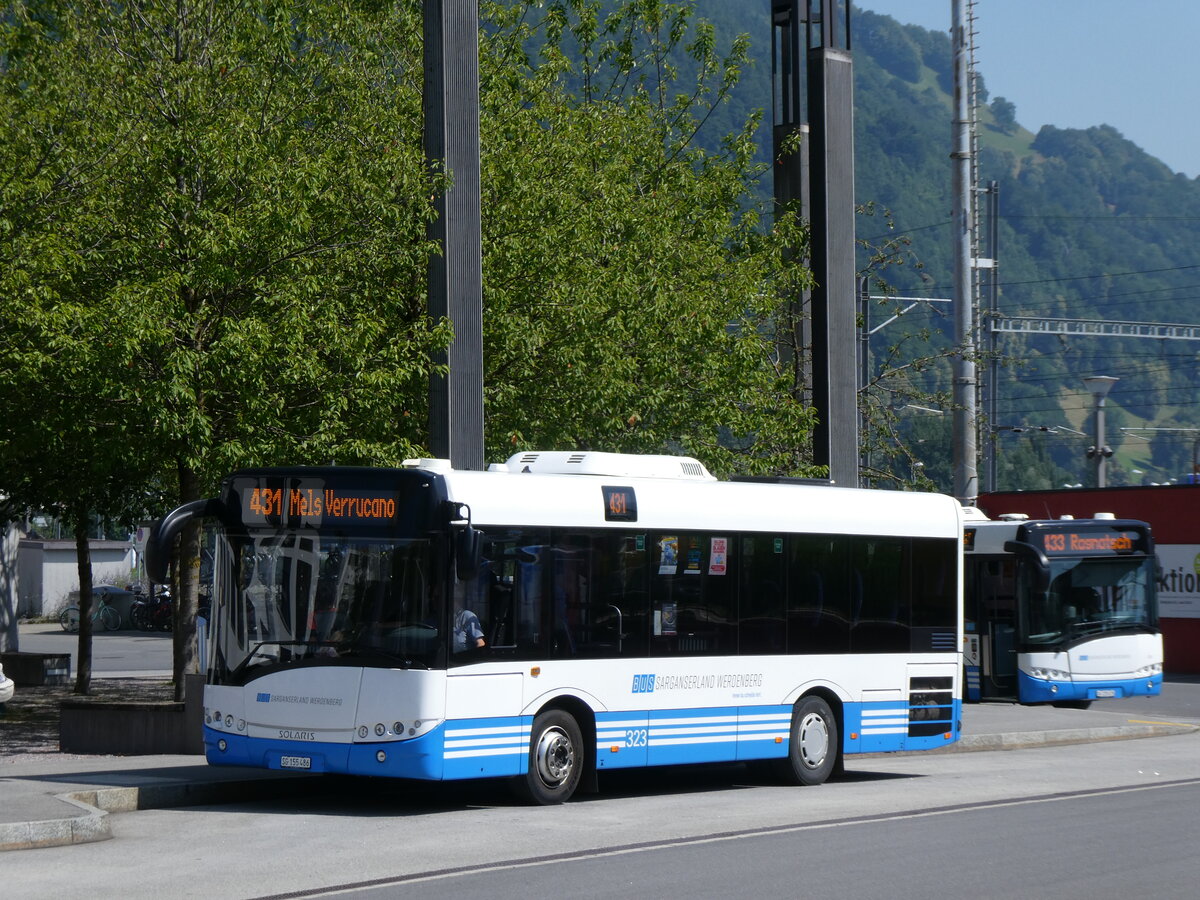 (277'126) - BSW Sargans - Nr. 323/SG 155'486 - Solaris am 20. Juni 2025 beim Bahnhof Sargans