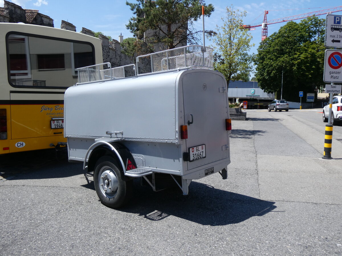 (277'484) - Biegger, Ziegelbr�cke - Nr. 21/GL 31'667 - Moser Gep�ckanh�nger (ex Ryffel, Uster; ex P 30'272; ex P 10'339) am 2. Juli 2025 in Thun, Berntorplatz