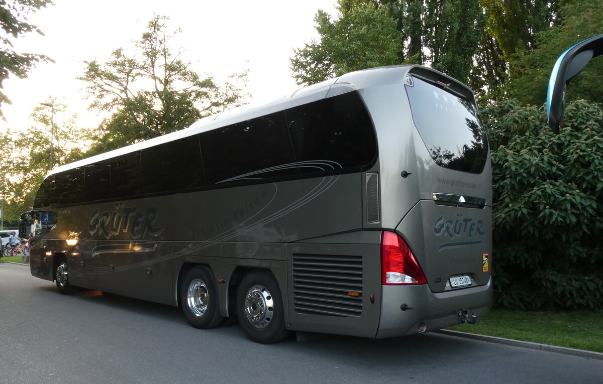 (278'797) - Gr�ter, Hochdorf - Nr. 8/LU 15'748 - Neoplan am 9. August 2025 in Thun, Strandbad
