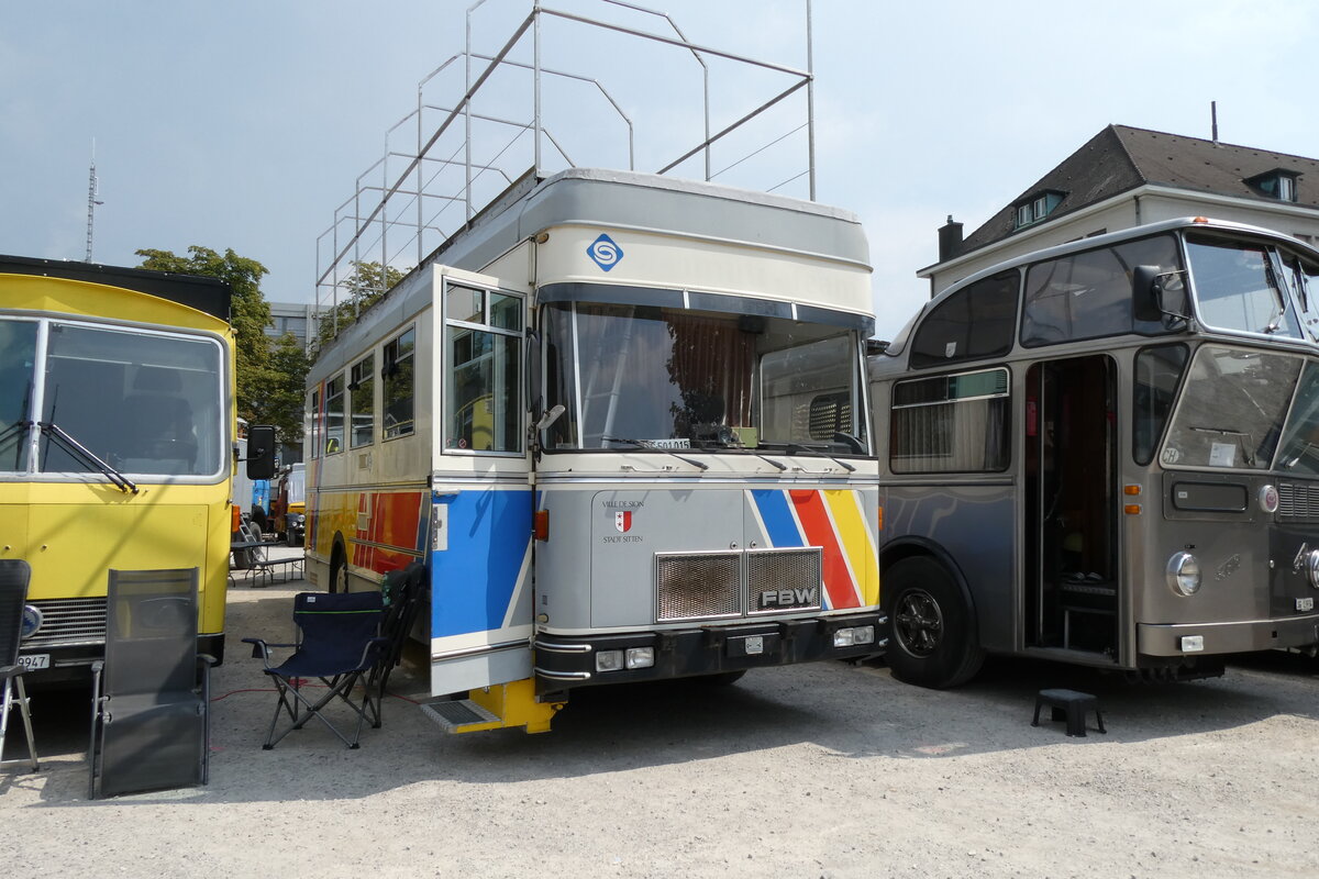 (279'010) - Erni, Rapperswil - SG 501'015 - FBW/Geser (ex Schmid, Abtwil; ex SUVA, Luzern) am 16. Augst 2025 in Solothurn, Baseltor