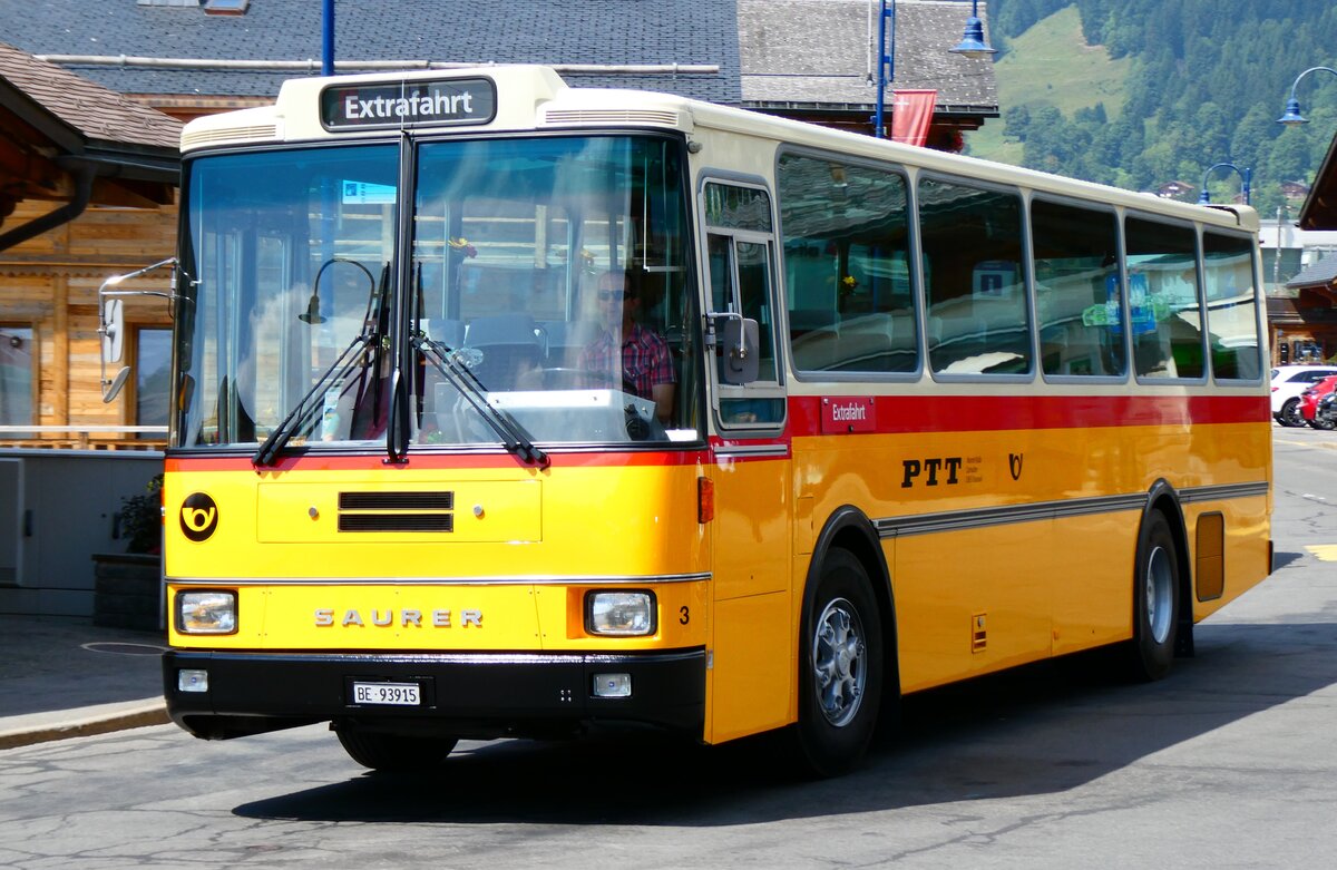(279'178) - Kolb, Grasswil - Nr. 3/BE 93'915 - Saurer/R&J (ex Schmocker, Stechelberg Nr. 3/PID 2409; ex Schmocker, Stechelberg Nr. 1; ex Gertsch, Stechelberg Nr. 1) am 17. August 2025 beim Bahnhof Villars-sur-Ollon