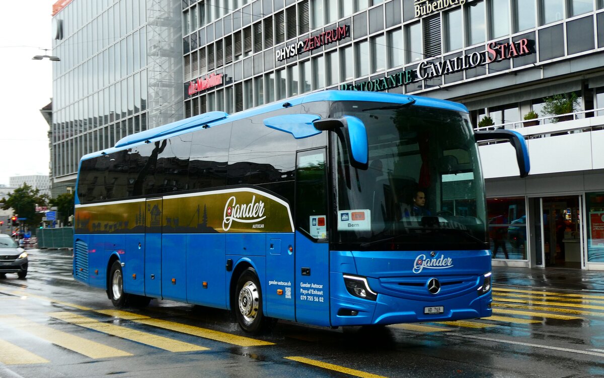 (279'258) - Gander, Ch�teau-d'Oex - VD 713 - Mercedes am 21. August 2025 beim Bahnhof Bern