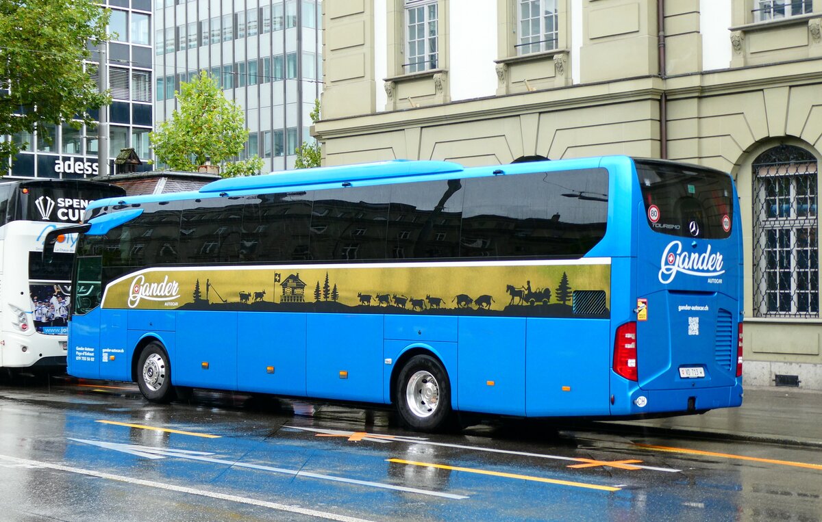 (279'261) - Gander, Ch�teau-d'Oex - VD 713 - Mercedes am 21. August 2025 beim Bahnhof Bern