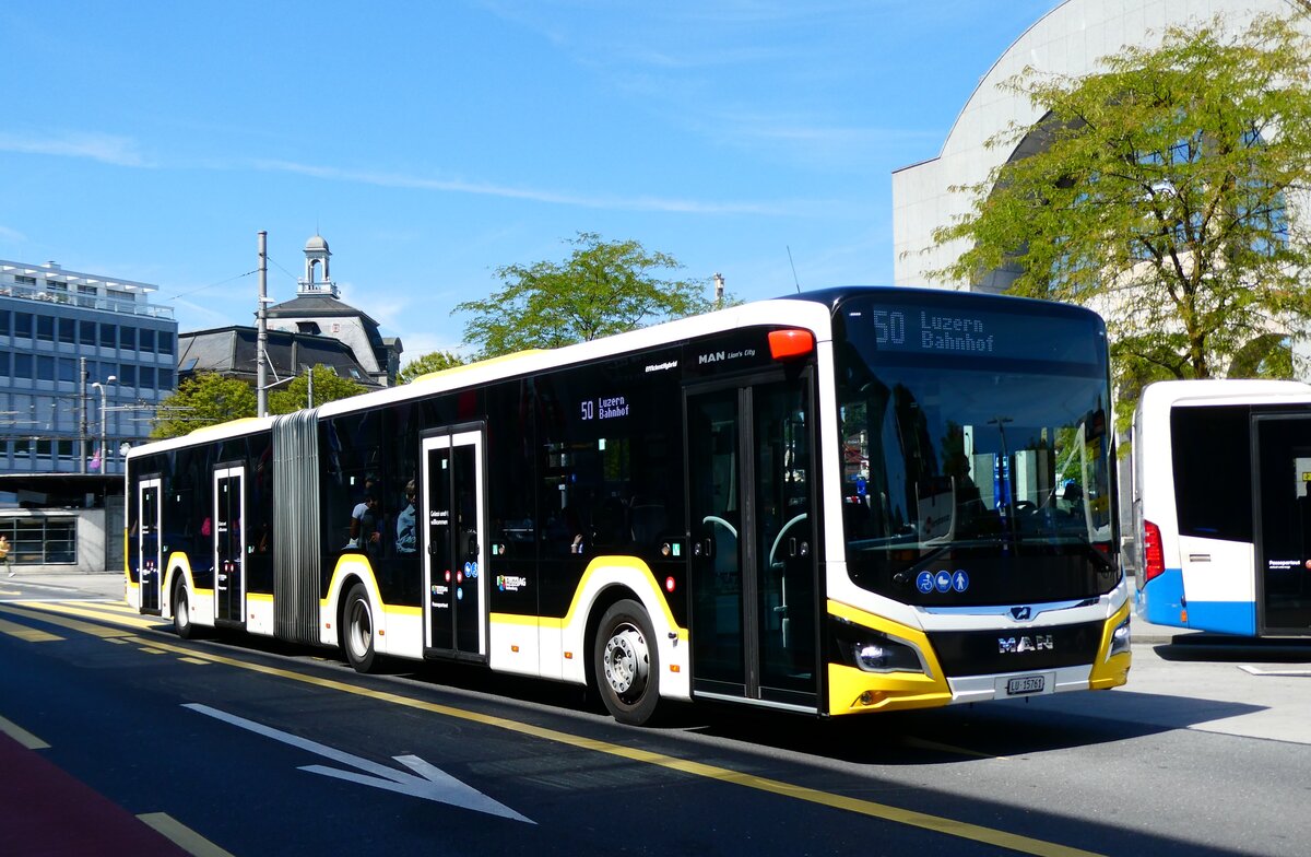 (279'454) - AAGR Rothenburg - Nr. 27/LU 15'761 - MAN am 26. August 2025 beim Bahnhof Luzern