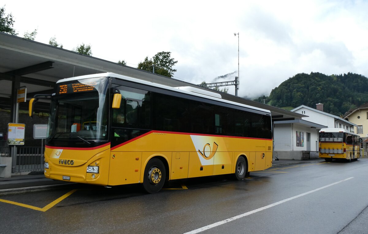 (279'890) - Spring, Schwenden - BE 368'914/PID 10'313 - Iveco am 5. September 2025 beim Bahnhof Oey-Diemtigen