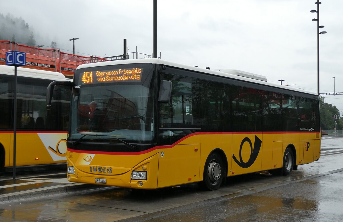 (280'102) - PostAuto Graub�nden - GR 54'812/PID 10'067 - Iveco (ex Nr. 29; ex Nr. 24; ex Fontana, Ilanz Nr. 24) am 9. September 2025 beim Bahnhof Ilanz