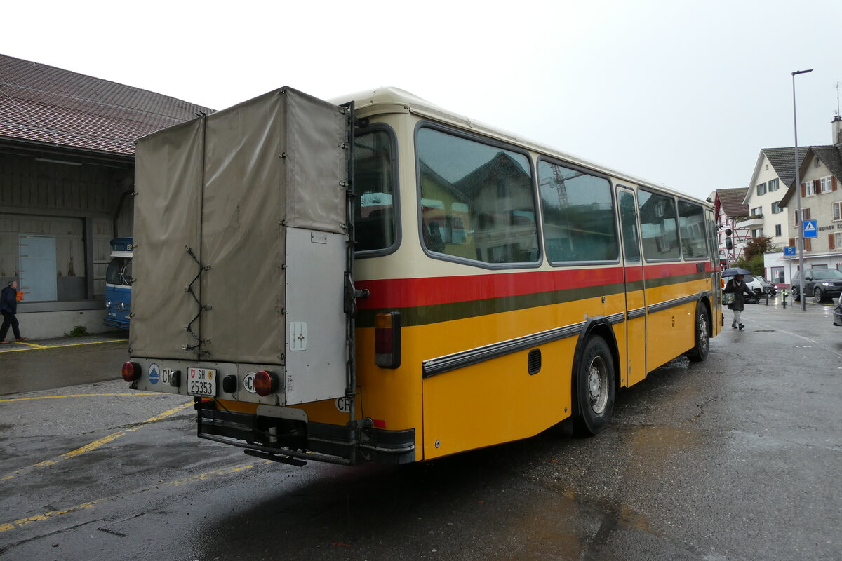 (280'712) - Peter, Winterthur - SH 25'353 - Saurer/T�scher (ex Emch, Algetshausen; ex Maillard, Evol�ne; ex Segessenmann, Burgistein; ex P 24'229) am 27. September 2025 beim Bahnhof W�denswil