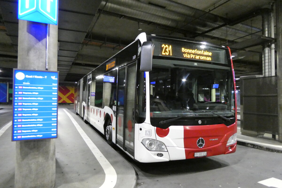(281'202) - TPF Fribourg - Nr. 169/FR 300'324 - Mercedes am 11. Oktober 2025 in Fribourg, Busbahnhof