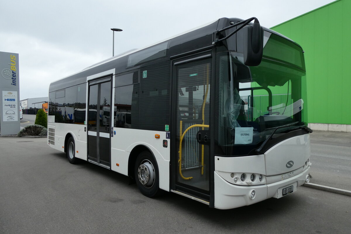 (281'288) - TPC Aigle - VD 1201 - Solaris (ex Theataz, Sion; ex HLB Hofstein/D Nr. 701; ex SiMobil, I-Kastelruth Nr. 1251; ex SAD Bozen/I Nr. 1251) am 11. Oktober 2025 in Kerzers, Interbus
