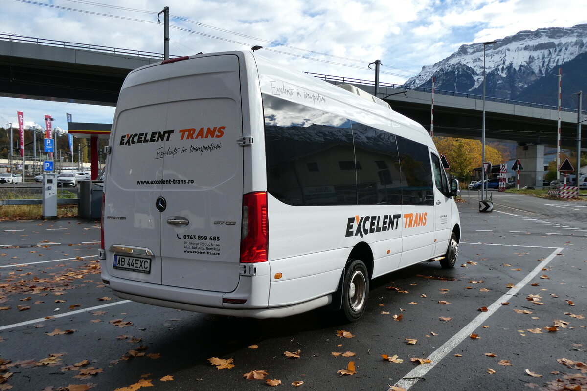 (281'849) - Aus Rum�nien: Excelent Trans, Aiud - AB 44 EXC - Mercedes am 28. Oktober 2025 beim Bahnhof Interlaken Ost