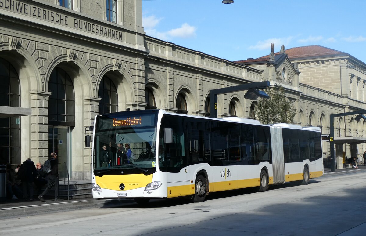 (281'910) - VBSH Schaffhausen - Nr. 14/SH 38'014 - Mercedes am 30. Oktober 2025 beim Bahnhof Schaffhausen
