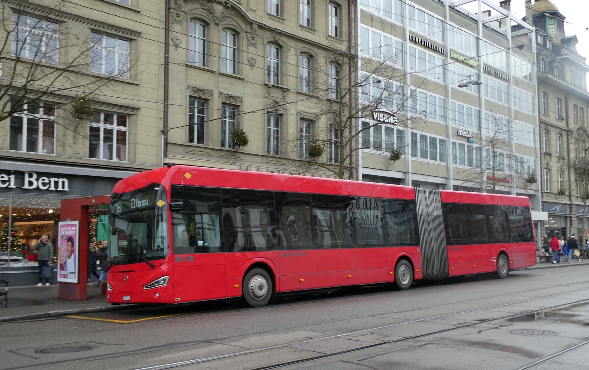 (282'885) - Bernmobil, Bern - Nr. 245/BE 881'245 - eIrizar am 6. Dezember 2025 beim Bahnhof Bern
