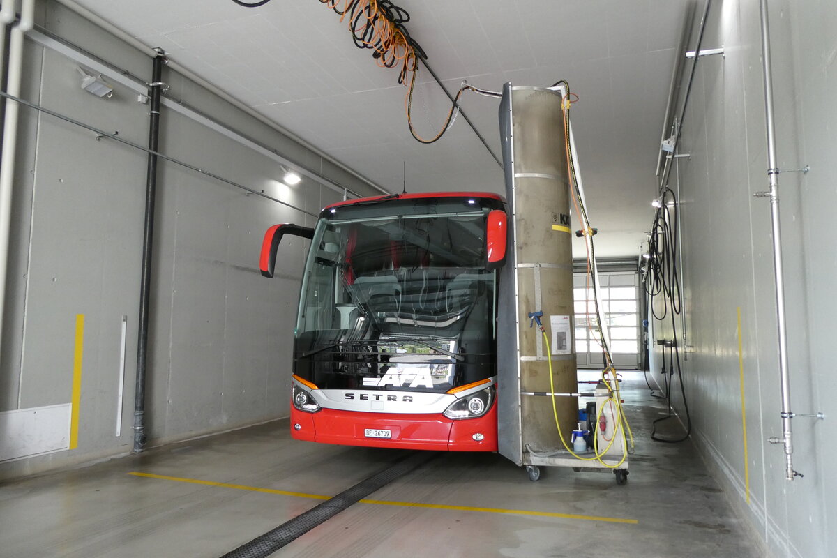 (286'557) - AFA Adelboden - Nr. 23/BE 26'709 - Setra (ex Deutschland) am 1. Mai 2026 in Frutigen, Garage