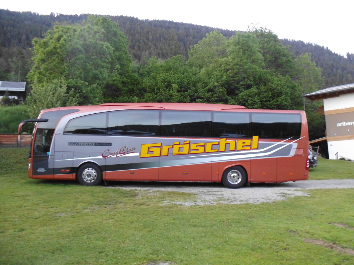 Aus Deutschland: Gr�schel, Zella-Mehlis - Mercedes Benz Travego am 2. Juni 2016 in Weissensee (Aufnahme: Martin Beyer)