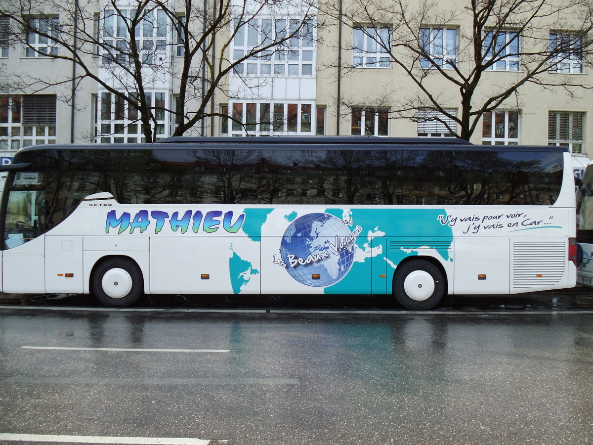Aus Frankreich: Mathieu, Auxerre - Setra S 415 HD am 24. M�rz 2014 in M�nchen (Aufnahme: Martin Beyer)