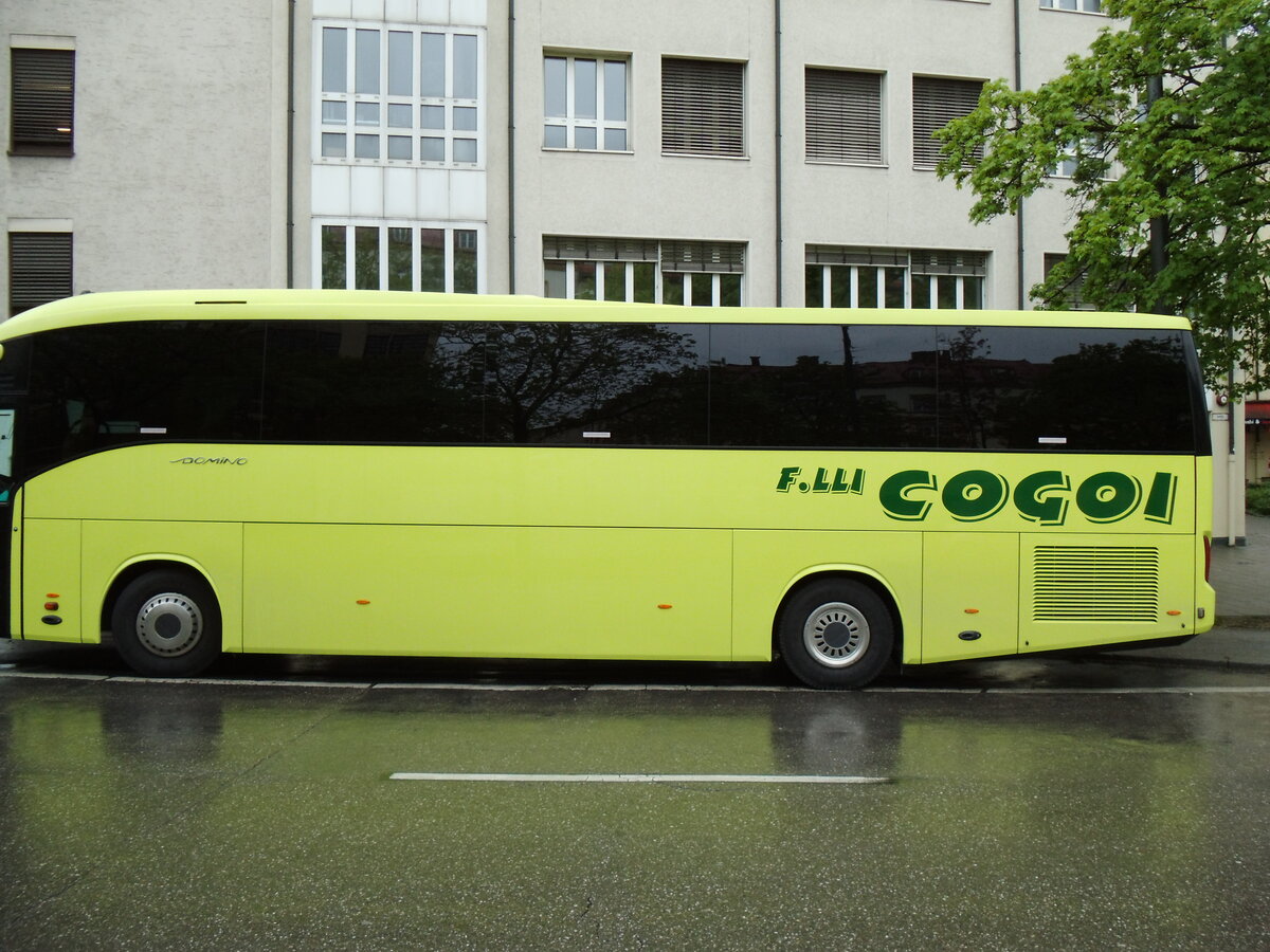 Aus Italien: Cogoi, Muzzana del Turgnano - Irisbus Domino am 10. April 2014 in M�nchen (Aufnahme: Martin Beyer)