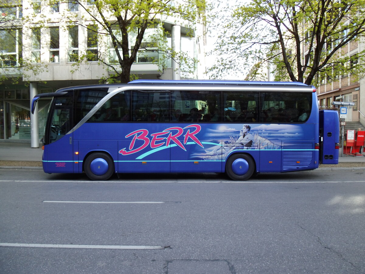 Berr, Bruckm�hl - Setra S 411 HD am 3. April 2014 in M�nchen (Aufnahme: Martin Beyer)