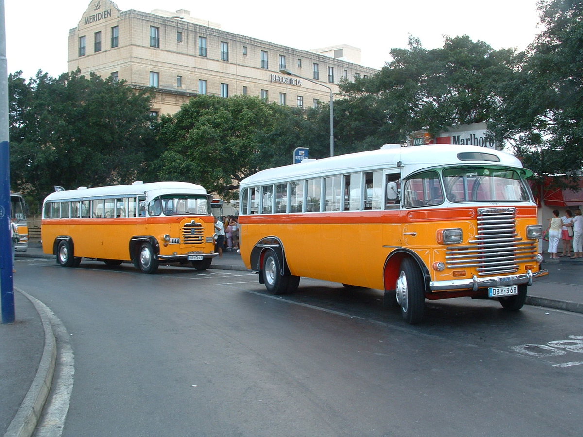 DBY 368
1937 REO Speedwagon
Aquilina B36F
Former Maltese registrations carried:- 2370; 1306; A-1306; Y-1069; Y-0368

Seen here at the Bus Station, Valletta, on 29th September 2005.
