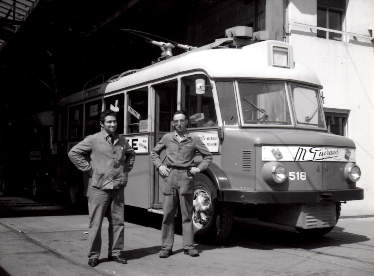 (MD423) - Aus dem Archiv: TL Lausanne - Nr. 518 - FBW/Eggli Trolleybus (ex Nr. 18) um 1970 in Lausanne, D�p�t