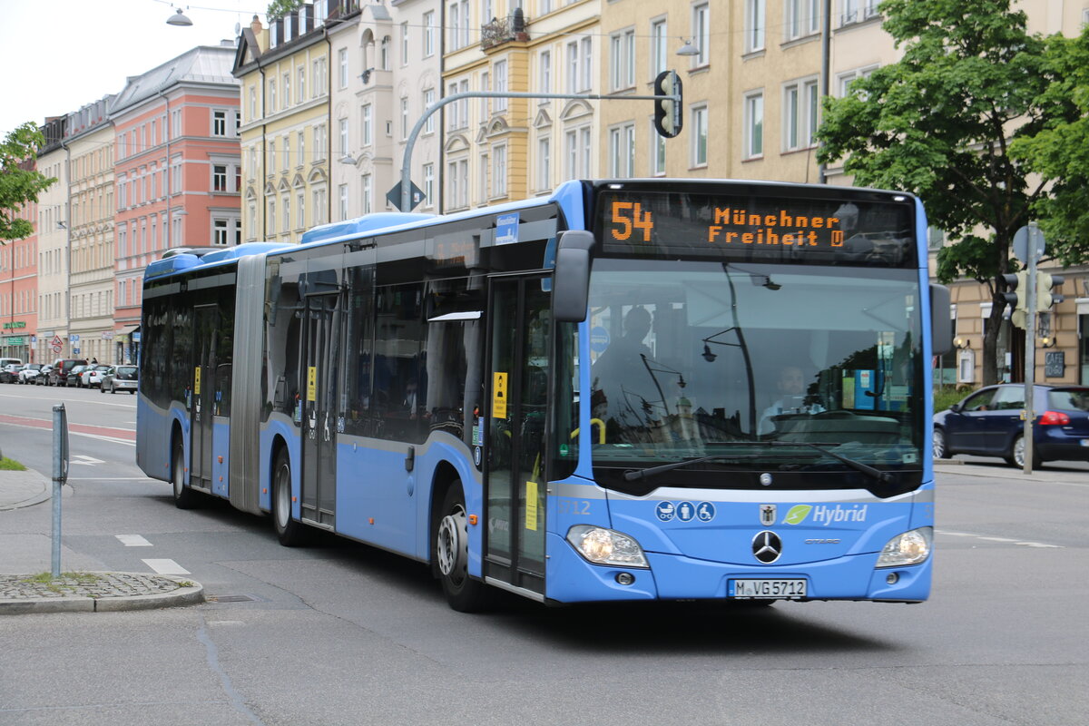 MVG M�nchen - Nr. 5712/M-VG 5712 - Mercedes am 26. Mai 2021 in M�nchen (Aufnahme: Martin Beyer)