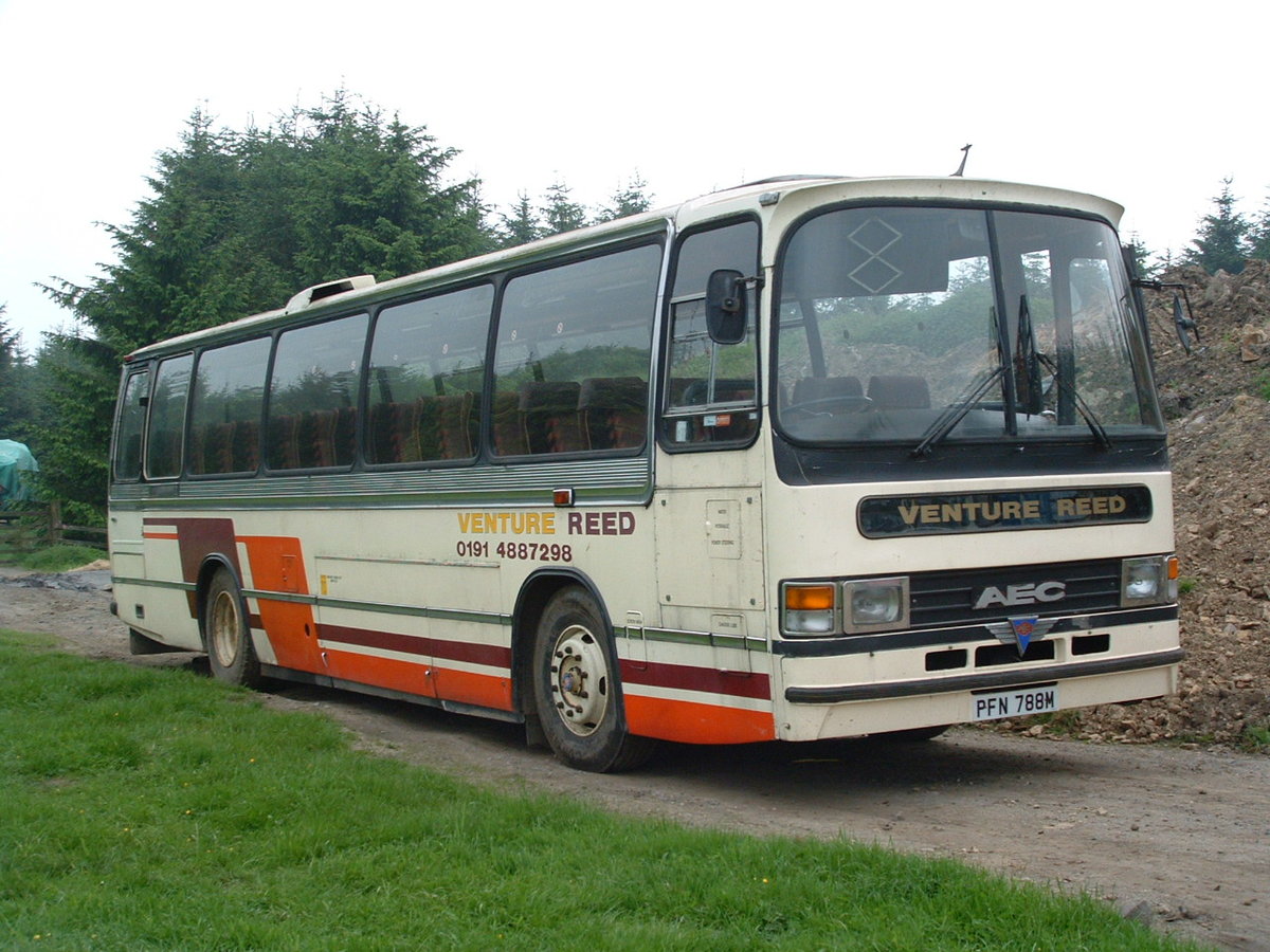 PFN 788M
1974 AEC Reliance
Duple Dominant C42F
New to East Kent Road Car Co.  Pictured in the livery of Venture Reed, Sunniside, Gateshead, England.  Subsequently sold on and scrapped.

Tow Law, England 25th April 2002