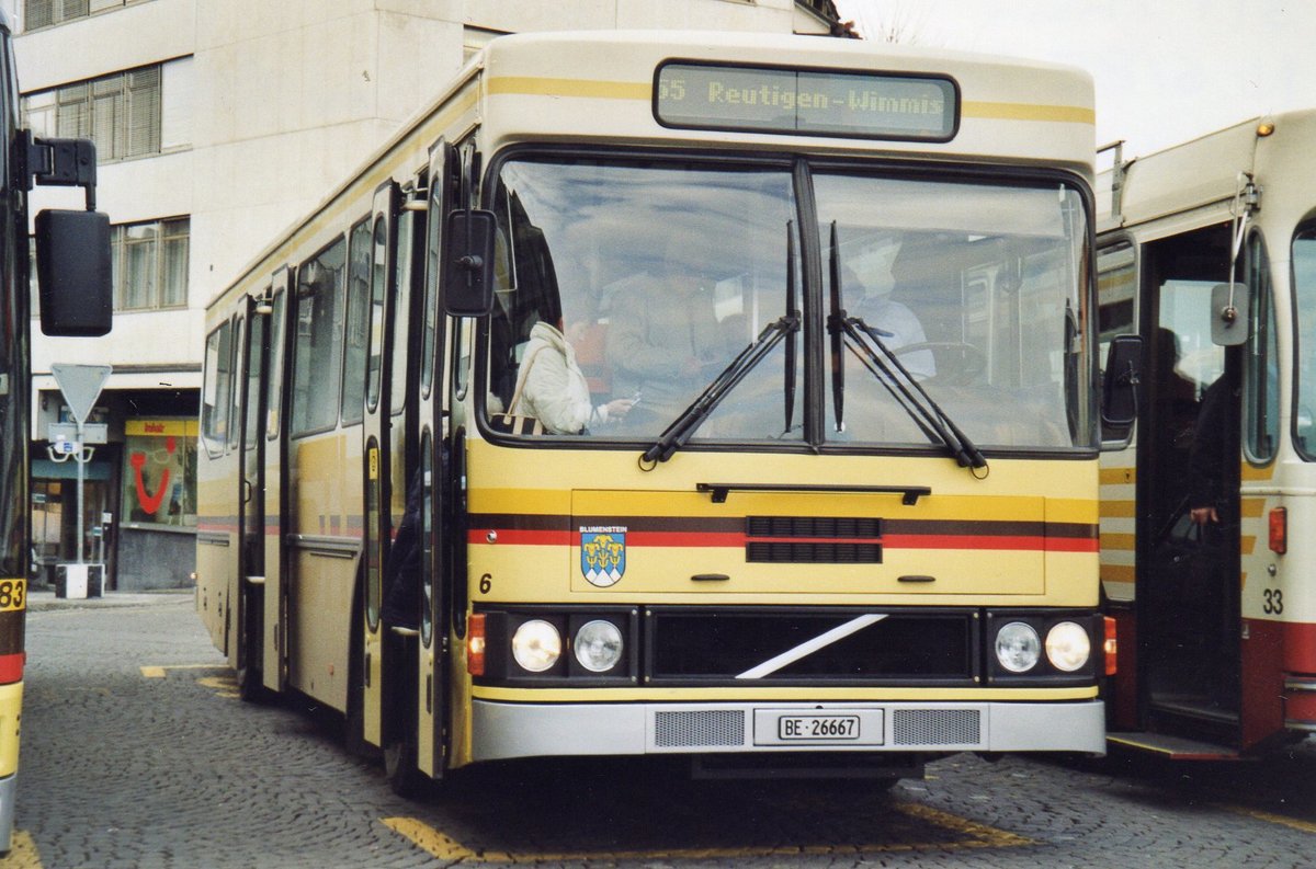 (R 4112) - Aus dem Archiv: STI Thun - Nr. 6/BE 26'667 - Volvo/FHS (ex TSG Blumenstein Nr. 6) am 7. M�rz 2021 beim Bahnhof Thun