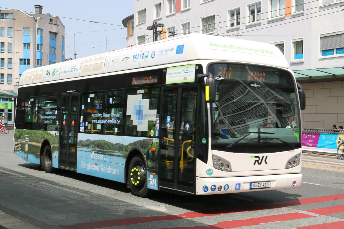 RVK K�ln - Nr. 410/K-ZY 410 - Van Hool am 18. Juni 2022 in Solingen (Aufnahme: Martin Beyer)