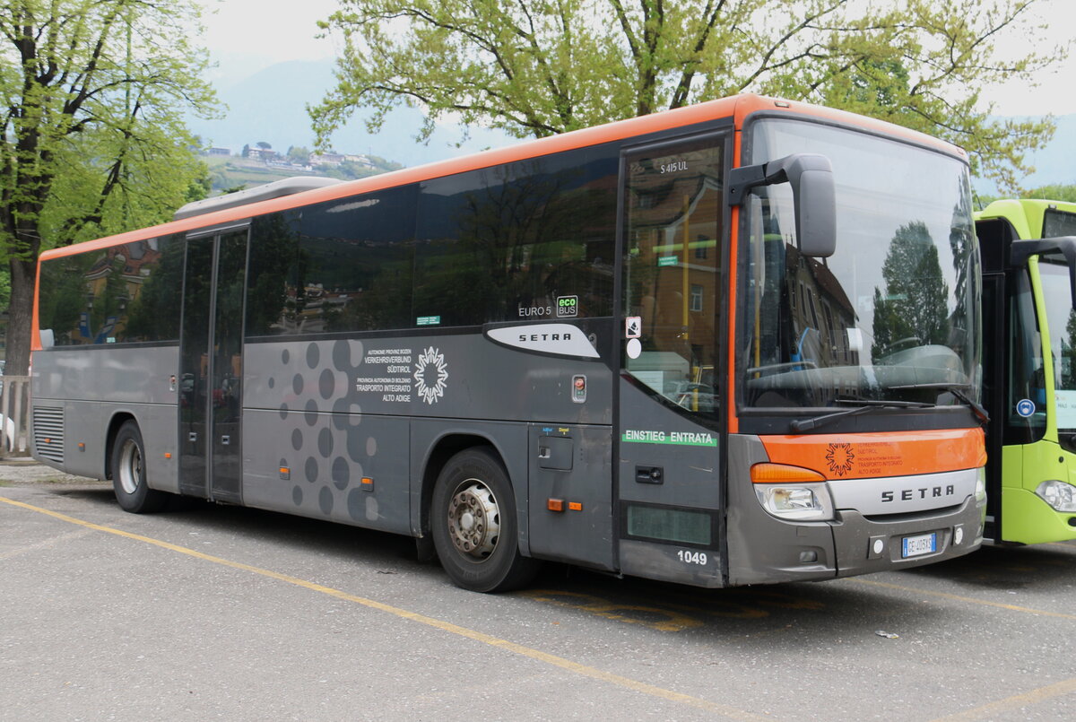 SAD Bozen - Nr. 1049/GE-403 XS - Setra am 15. April 2024 in Meran (Aufnahme: Martin Beyer)