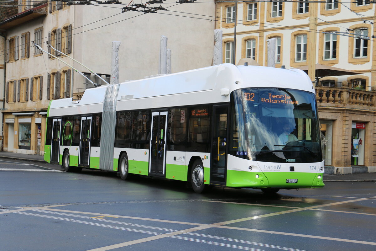 transN, La Chaux-de-Fonds - Nr. 174/NE 209'174 - Hess/Hess Gelenktrolleybus am 14. Dezember 2023 in Neuch�tel, Place Pury (Aufnahme: Martin Beyer)