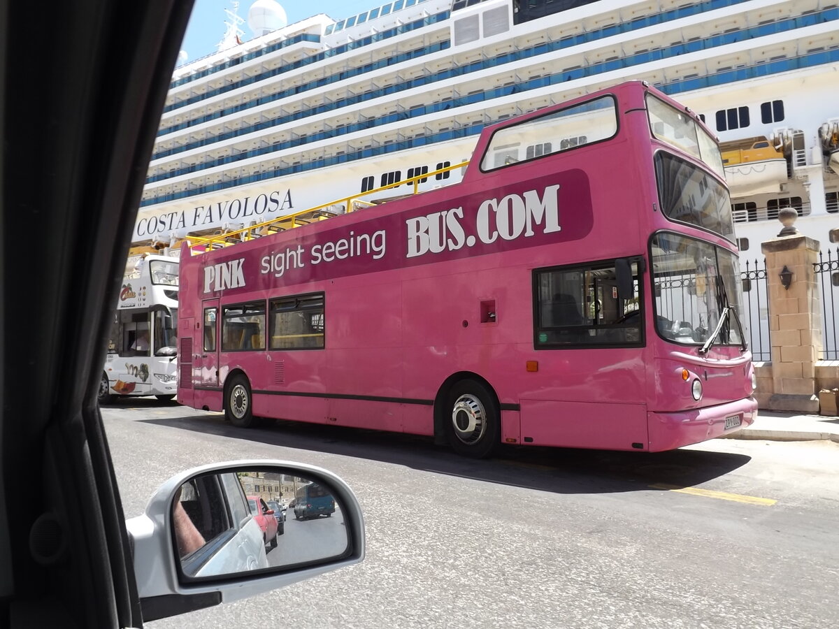 ZPY 002 is a 2002 Alexander bodied Volvo B7TL, new to London United as fleet number VA297. Later operated in City Sightseeing Malta livery by Oasis Tours.

Valletta, Malta 31st May 2013.