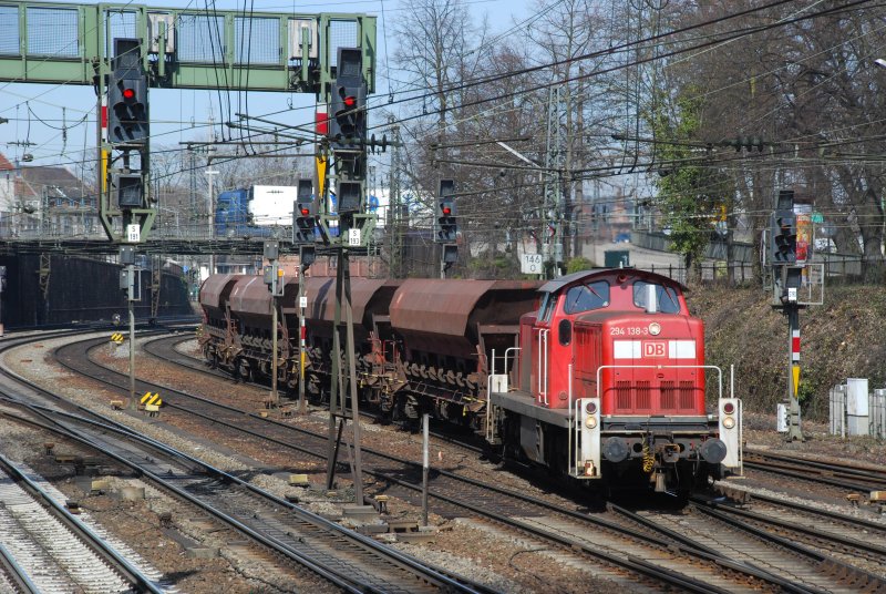 294 138 mit FZ 55813 am 18.03.2009 in Offenburg.
