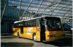 (066'730) - PostAuto Graub�nden - GR 102'376 - Neoplan (ex P 25'117) am 20.