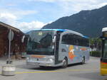 (219'832) - Heusser, Adetswil - ZH 19'906 - Mercedes am 16. August 2020 beim Bahnhof Ilanz