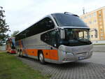 (254'406) - B�uml, Lobsing - EI-GB 900 - Neoplan am 30.