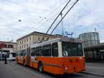 (150'894) - TPG Gen�ve - Nr. 666 - Saurer/Hess Gelenktrolleybus am 26. Mai 2014 beim Bahnhof Gen�ve