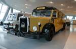 (282'981) - Aus Oesterreich: PostBus - PT 38'030 - Mercedes am 11.