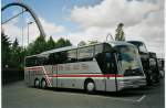 (085'214) - Aus der Schweiz: H�fliger, Sursee - LU 140'923 - Neoplan am 19.
